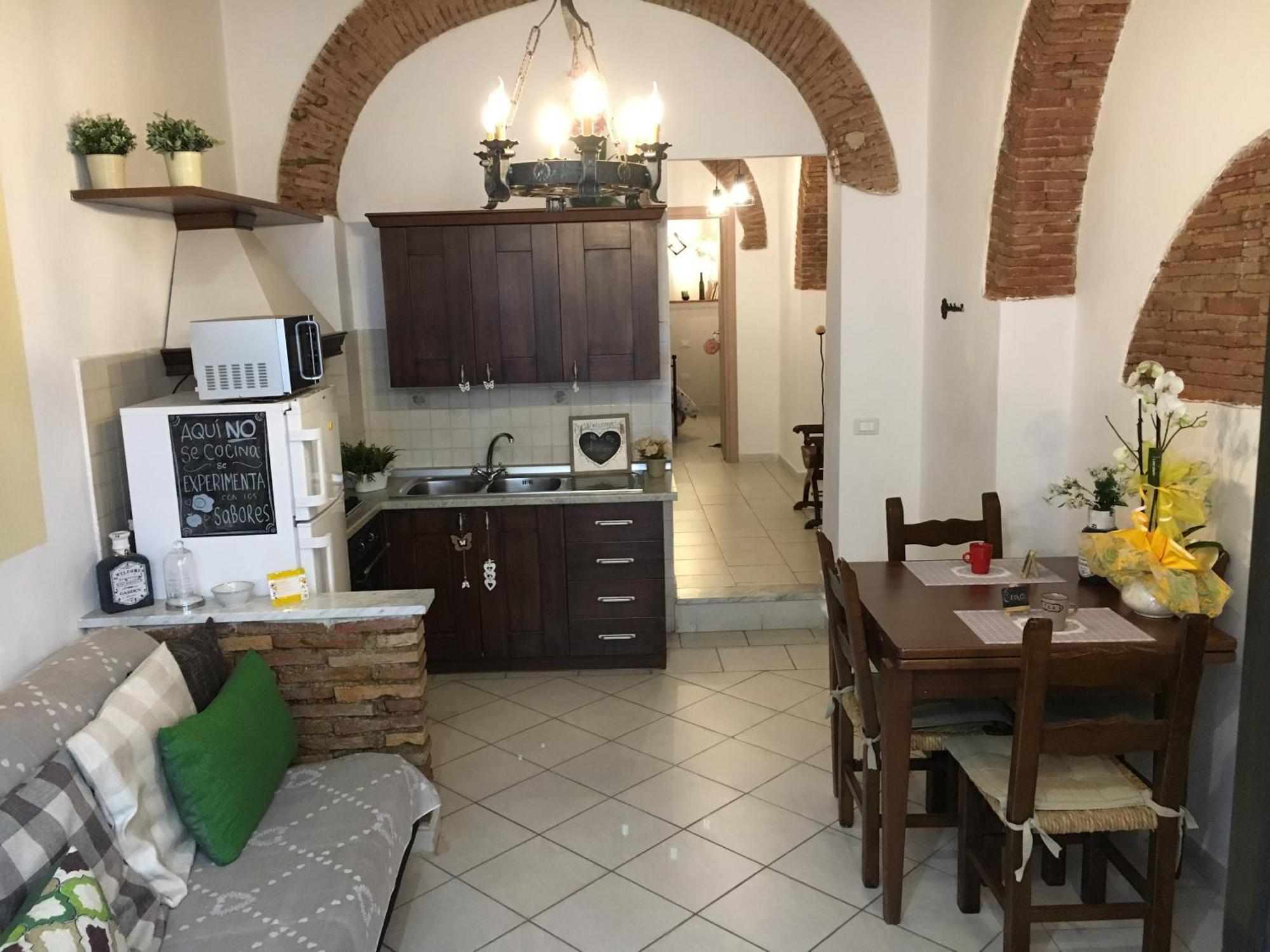 דירות New Maria'S House Livorno. Il Cisternone מראה חיצוני תמונה