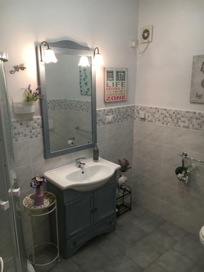 דירות New Maria'S House Livorno. Il Cisternone מראה חיצוני תמונה